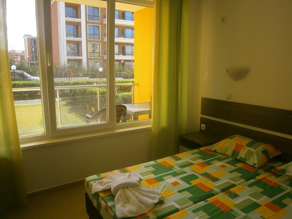 Anna Marina Apartments Sveti Vlas Room photo