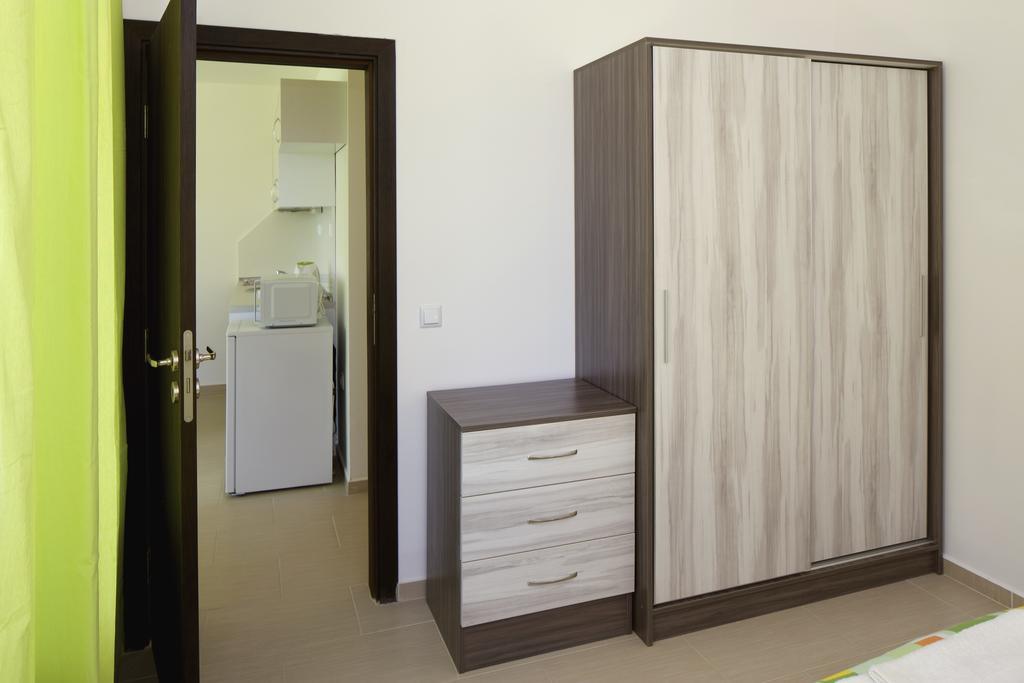 Anna Marina Apartments Sveti Vlas Exterior photo