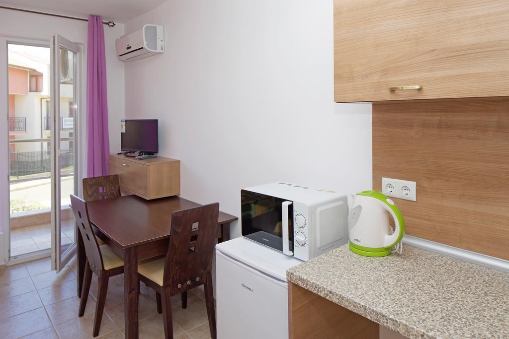 Anna Marina Apartments Sveti Vlas Exterior photo